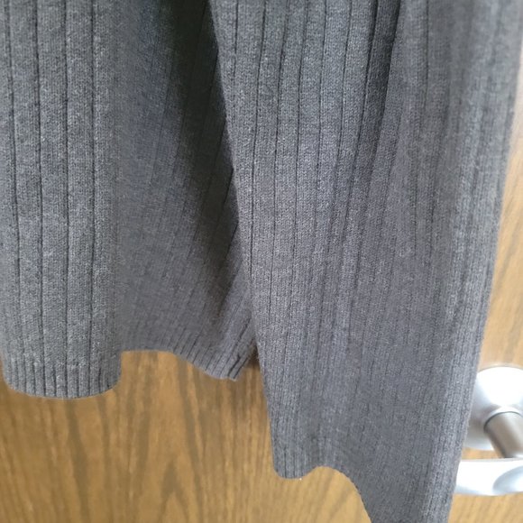 NWOT Men's Claiborne Grey Sweater Size XL - Picture 6 of 12